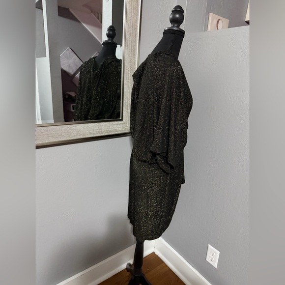 NWT Elan Glitter Gathered Dolman Sleeve Black Mini Dress Size Medium. - Picture 5 of 9